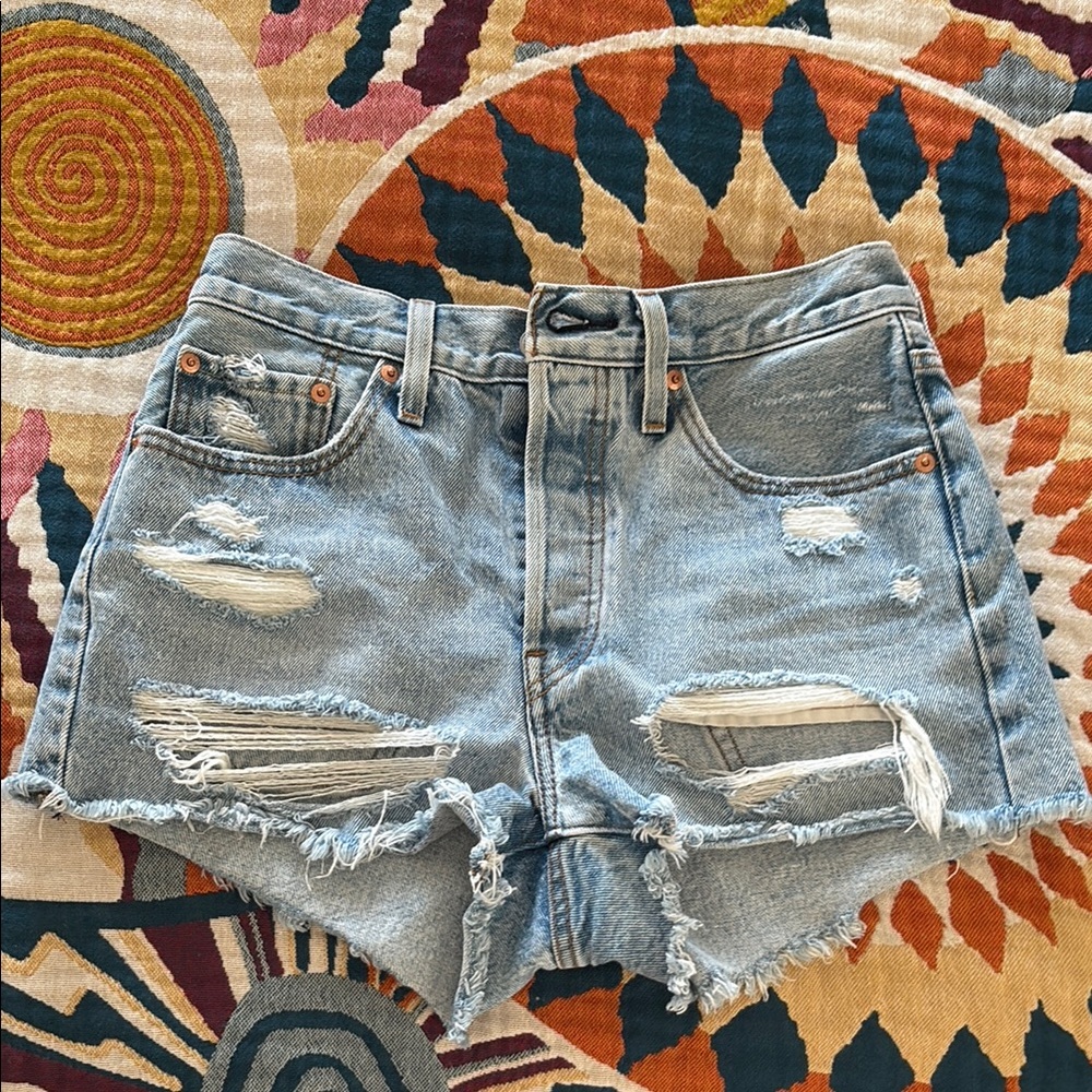 Levi's Blue Jean Shorts Distressed Mid-Thigh